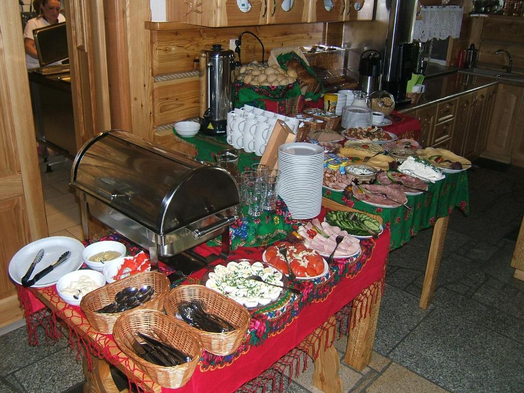 Pensjonat Zbojecki Dwor - Blisko Basenow Termalnych I Szlakow Gorskich - Ostatnie Wolne Pokoje Na Weekend Majowy Bukowina Tatrzańska Exterior foto