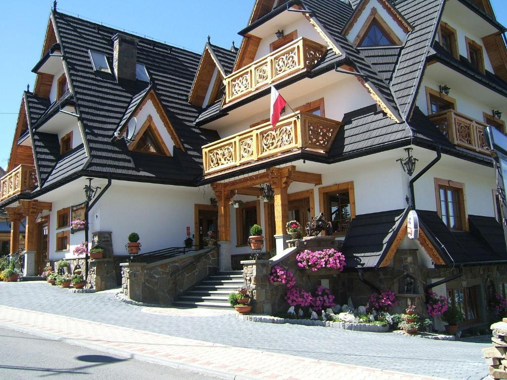 Pensjonat Zbojecki Dwor - Blisko Basenow Termalnych I Szlakow Gorskich - Ostatnie Wolne Pokoje Na Weekend Majowy Bukowina Tatrzańska Exterior foto